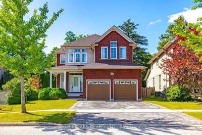 10 Thistledown Crescent • Whitby, ON photo 2