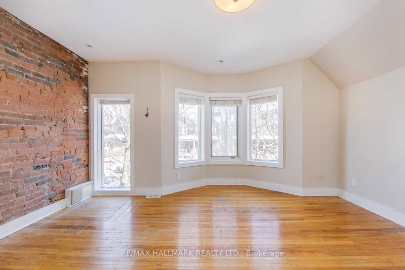 Upper - 6 Prust Avenue