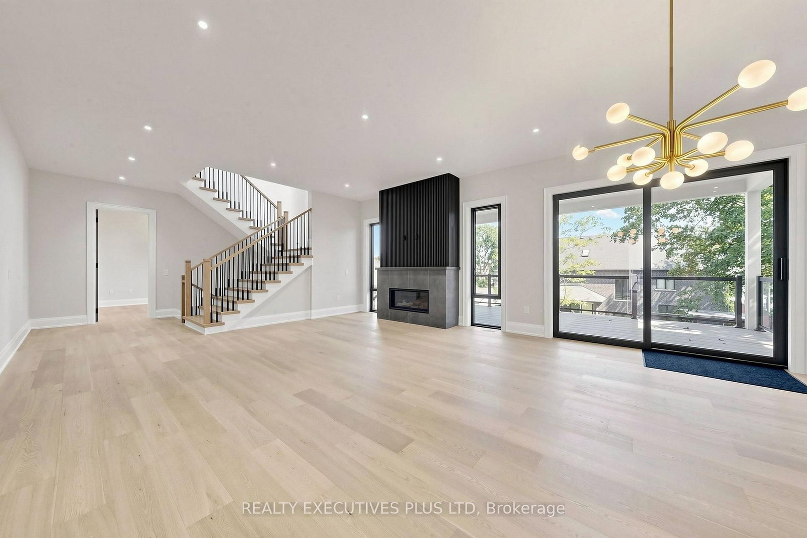 1837 New Street • Pickering, ON photo 18