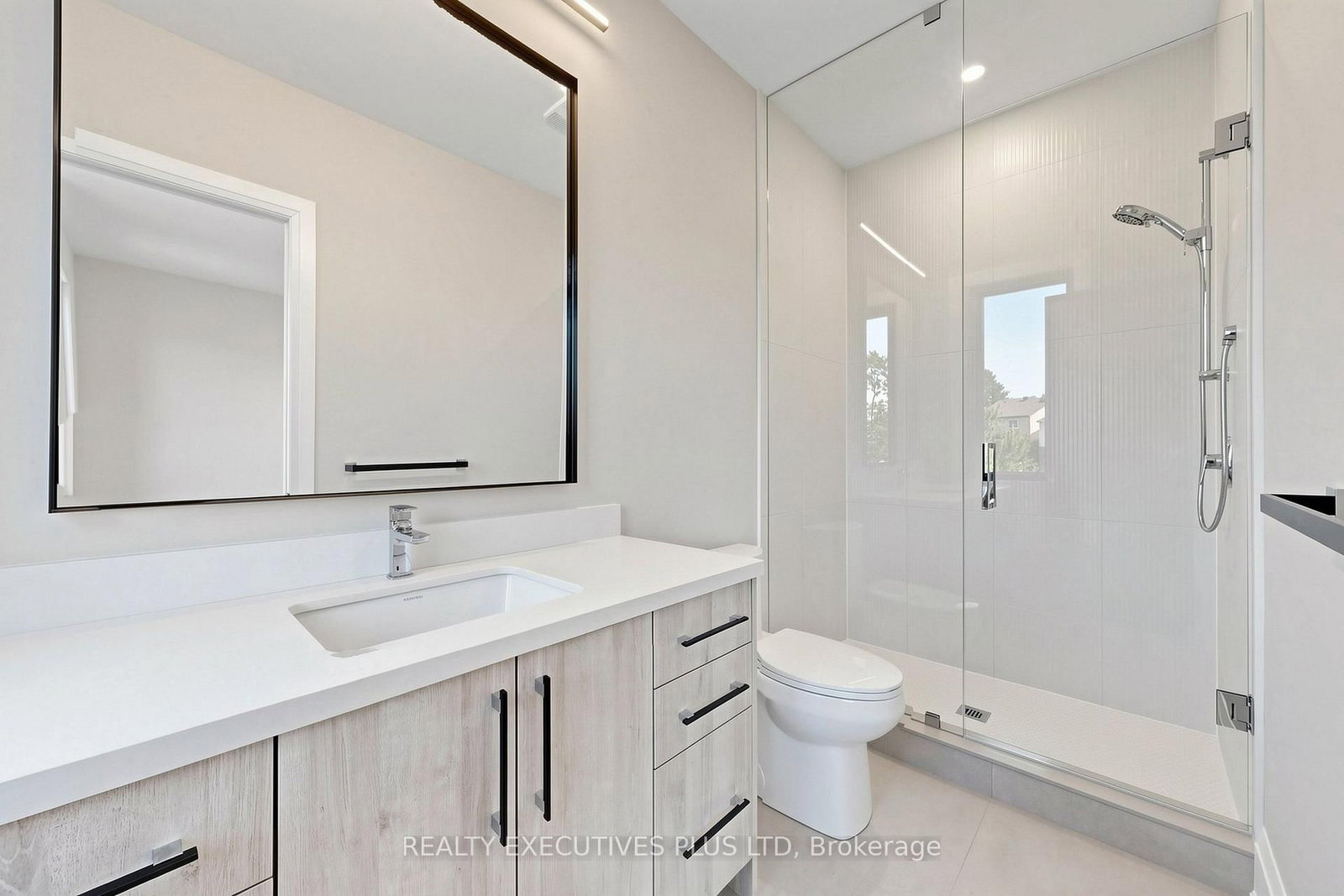 1837 New Street • Pickering, ON photo 34