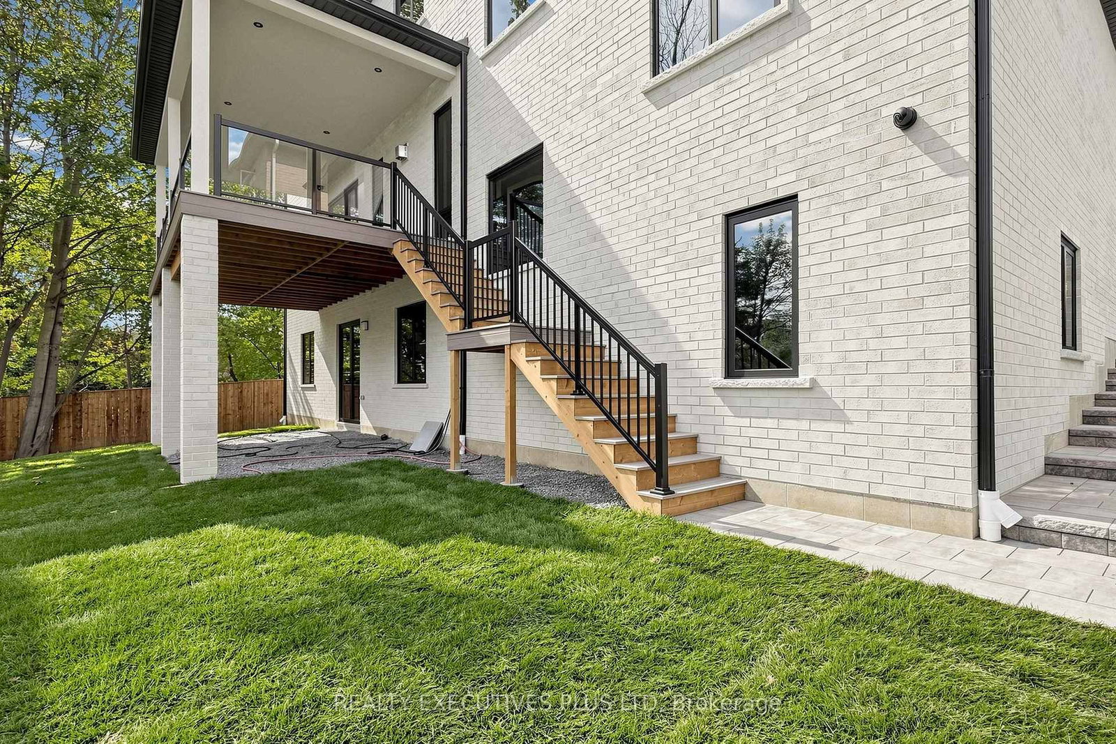 1837 New Street • Pickering, ON photo 48