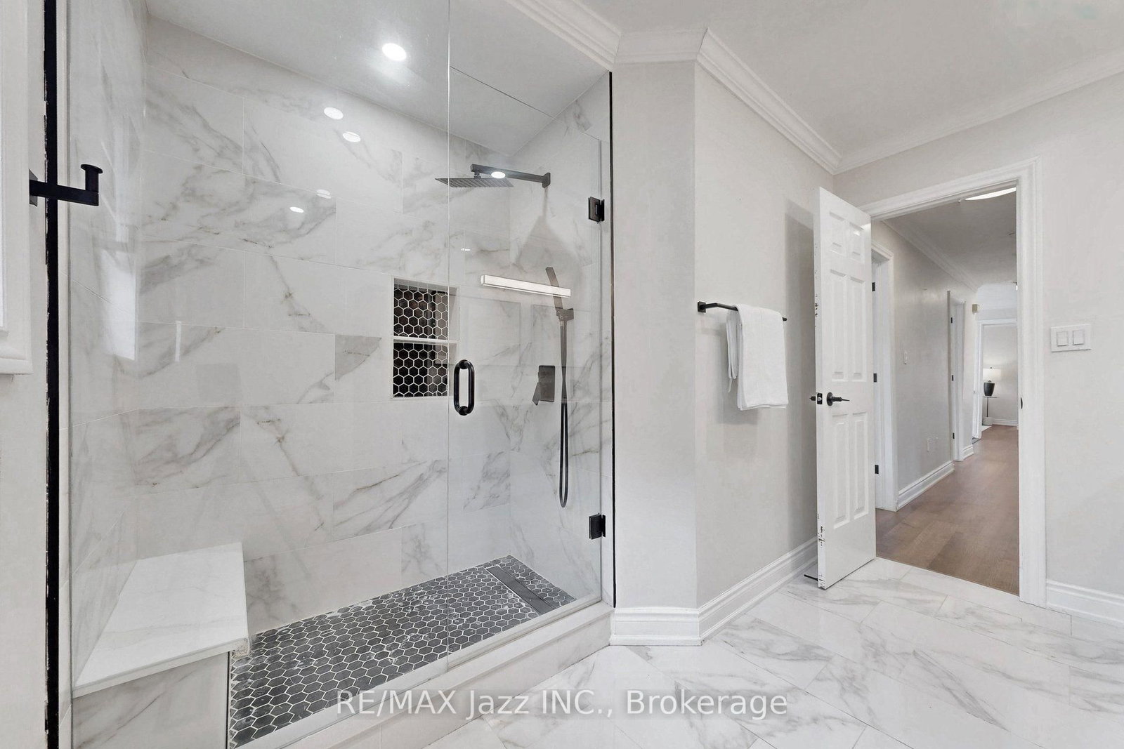 119 Elizabeth Street • Oshawa, ON photo 25