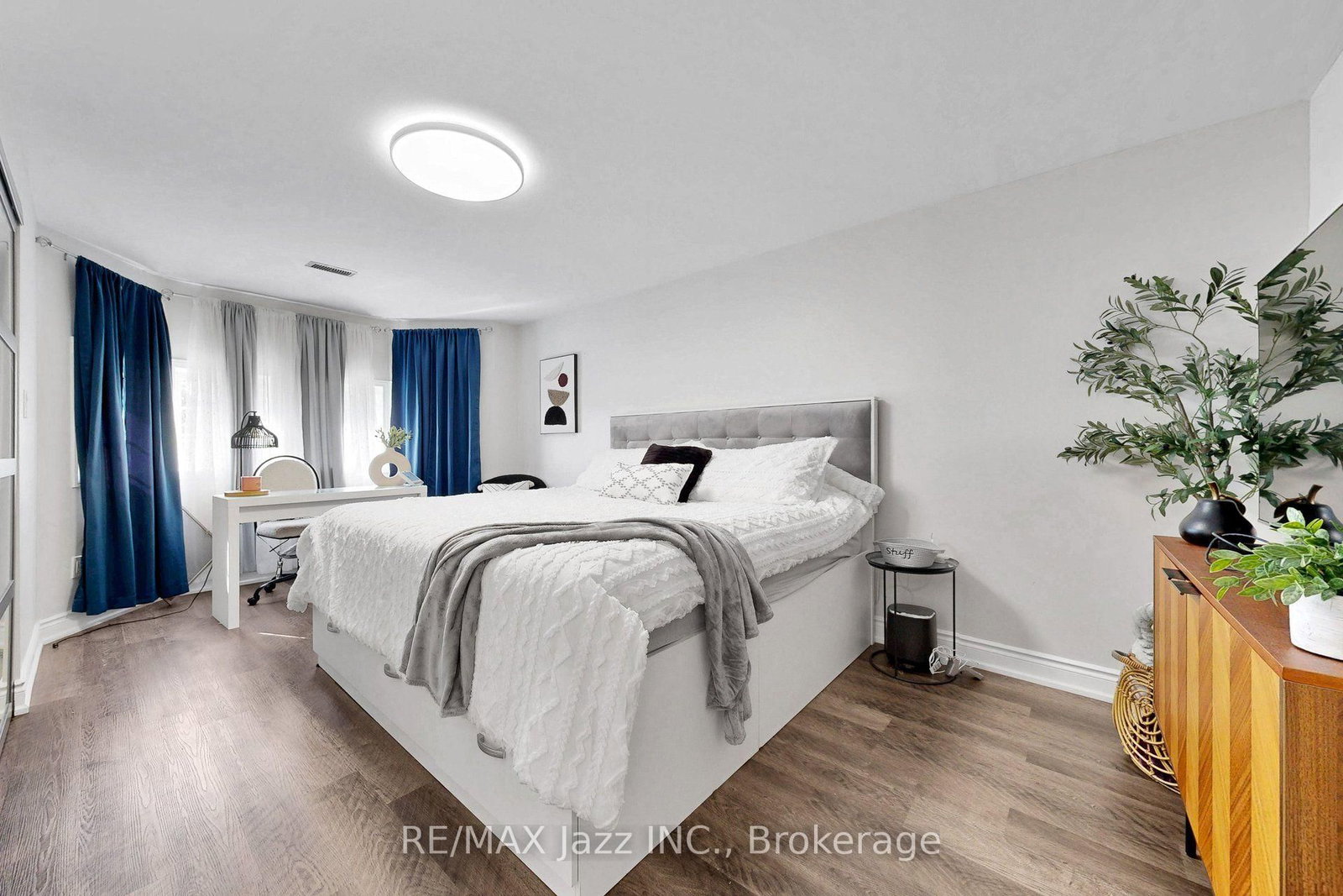 119 Elizabeth Street • Oshawa, ON photo 31