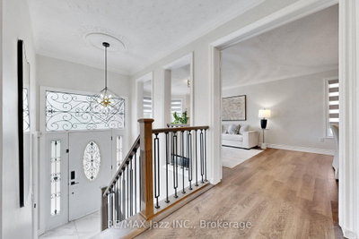 119 Elizabeth Street • Oshawa, ON photo 5