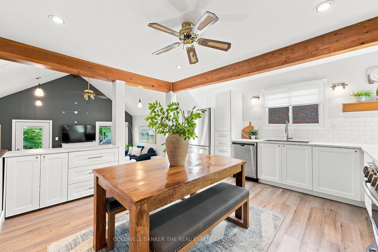 15 Presley Avenue • Toronto, ON photo 8