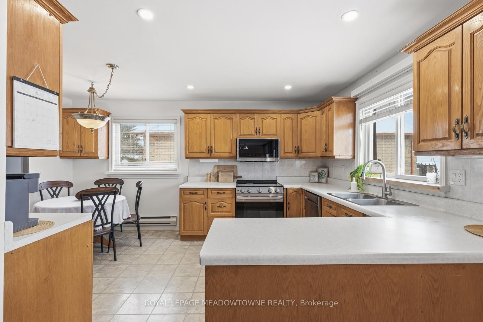 61 Aldred Drive • Scugog, ON photo 11
