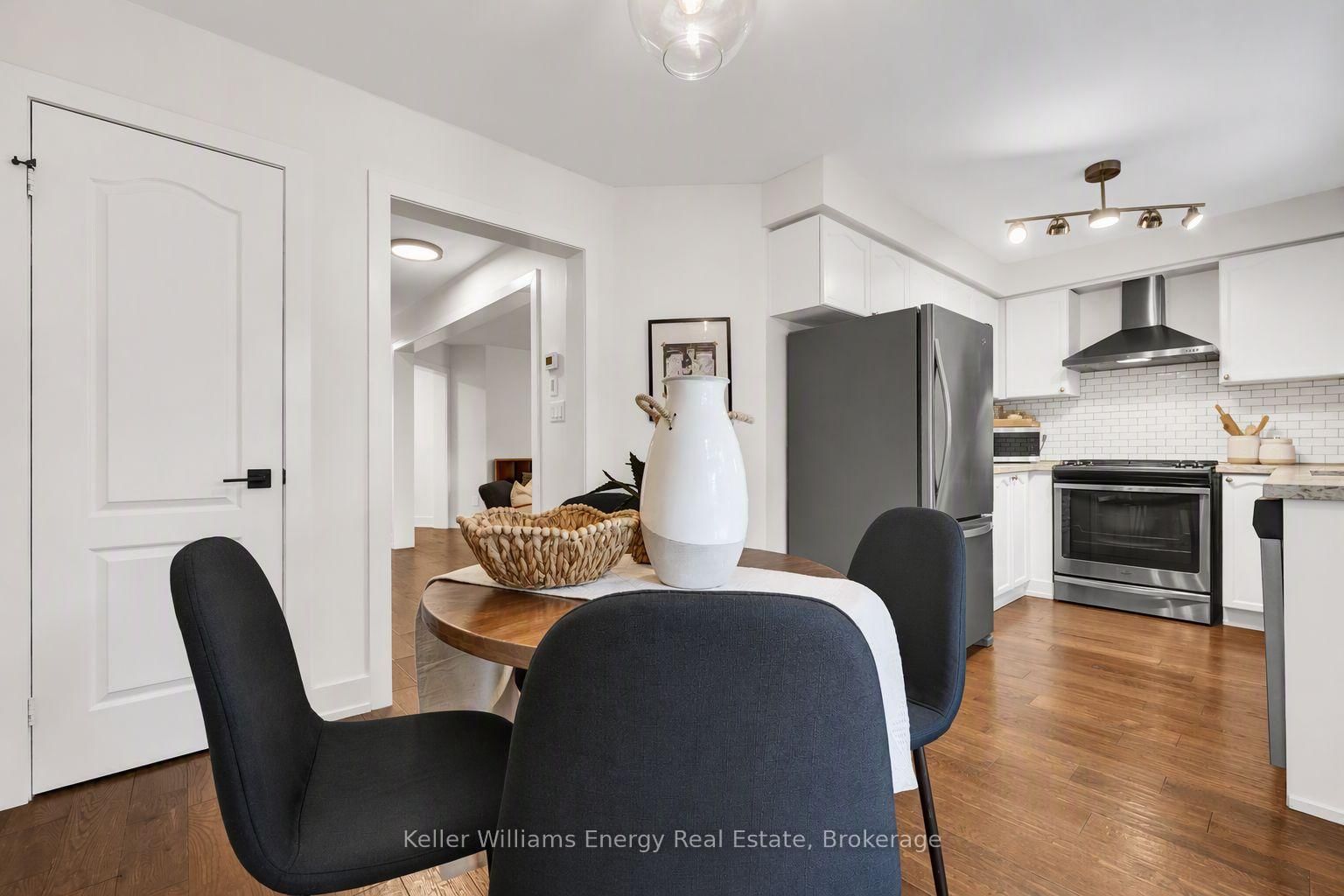 4 Primeau Avenue • Whitby, ON photo 22