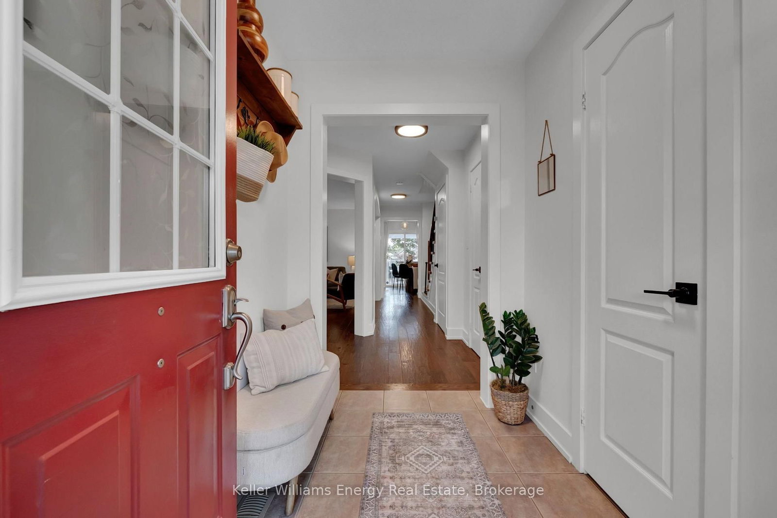 4 Primeau Avenue • Whitby, ON photo 4