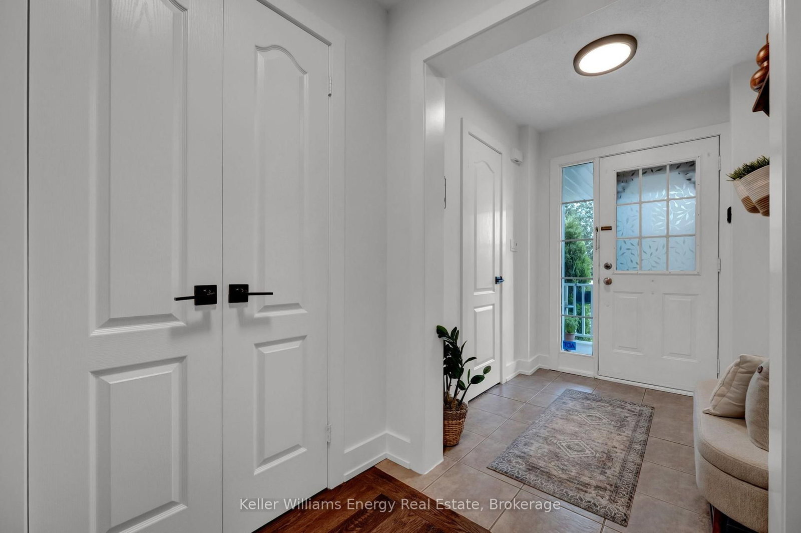 4 Primeau Avenue • Whitby, ON photo 5