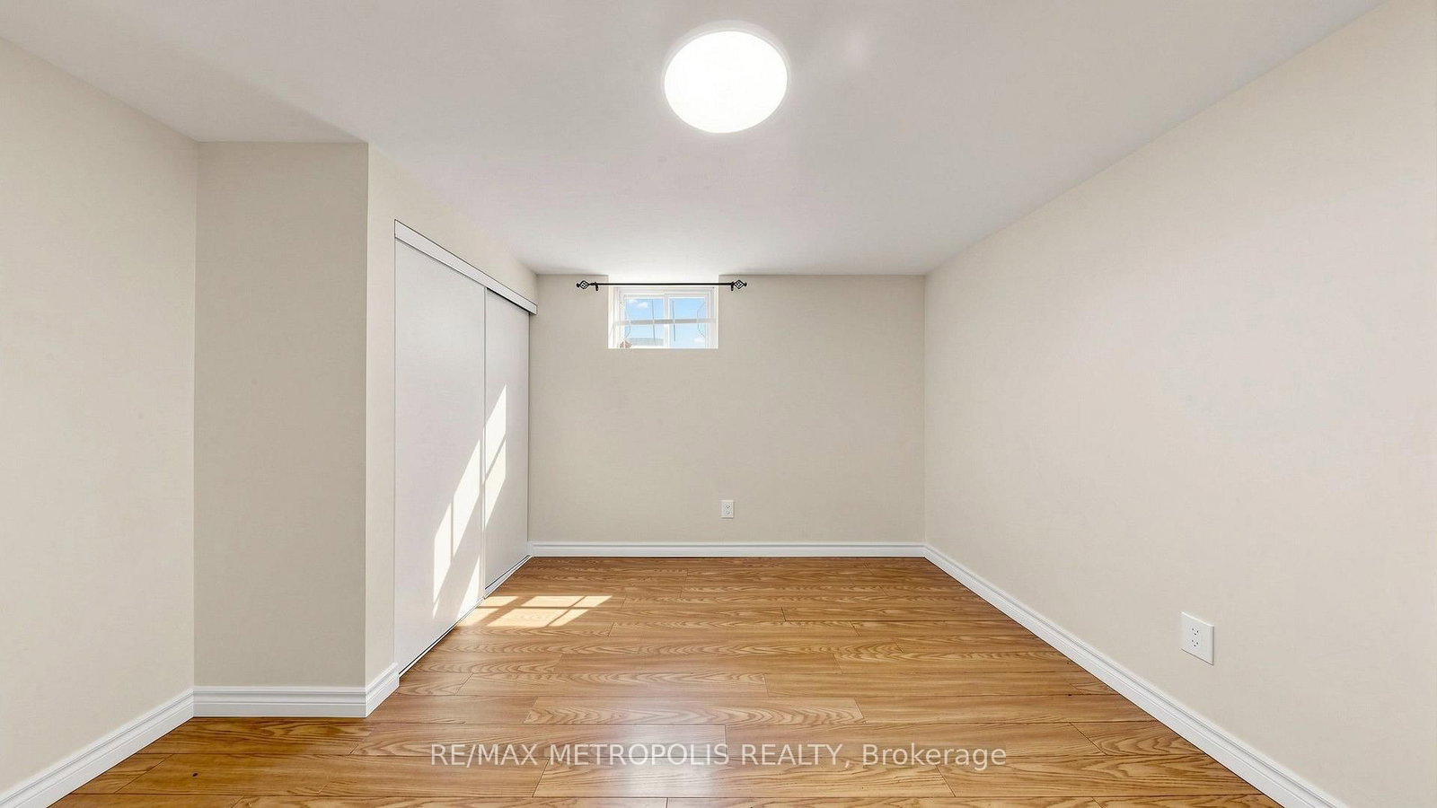 10 Davidson Avenue • Toronto, ON photo 28