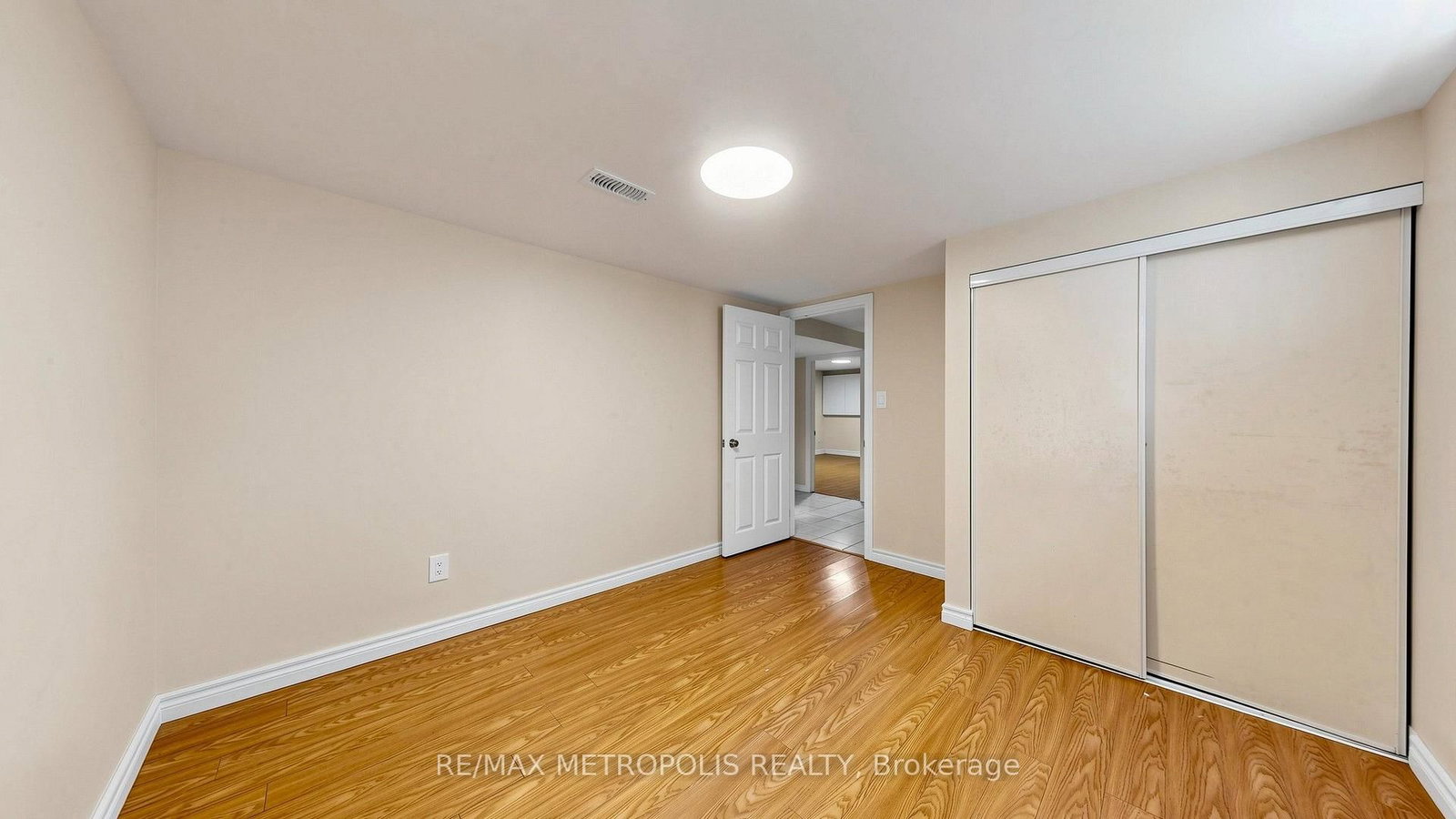 10 Davidson Avenue • Toronto, ON photo 30