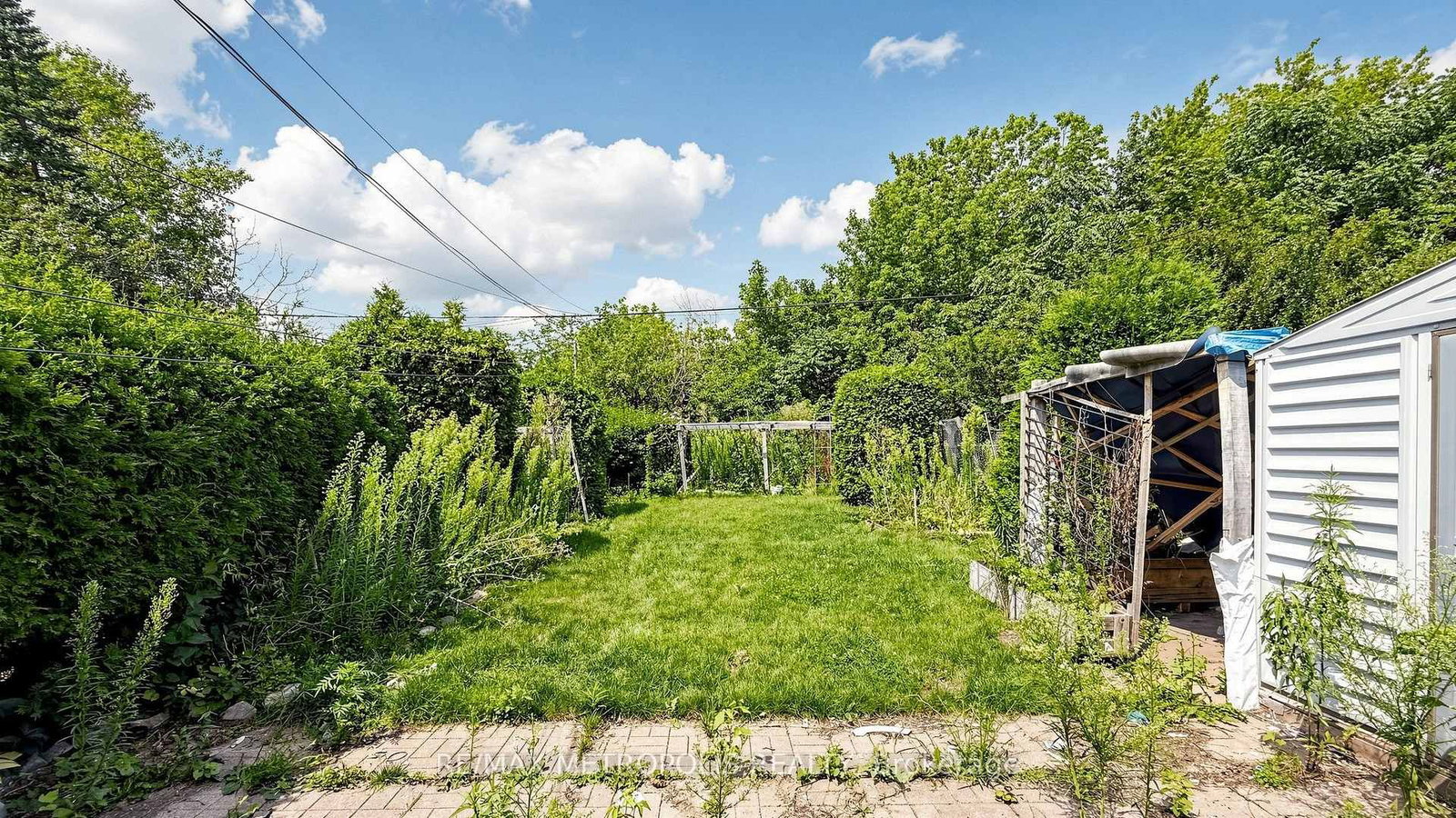 10 Davidson Avenue • Toronto, ON photo 40