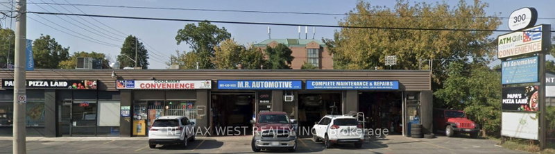 300 Dundas Street