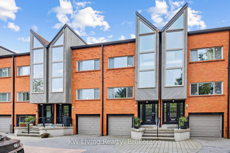 TH7 - 155 Woodbine Avenue