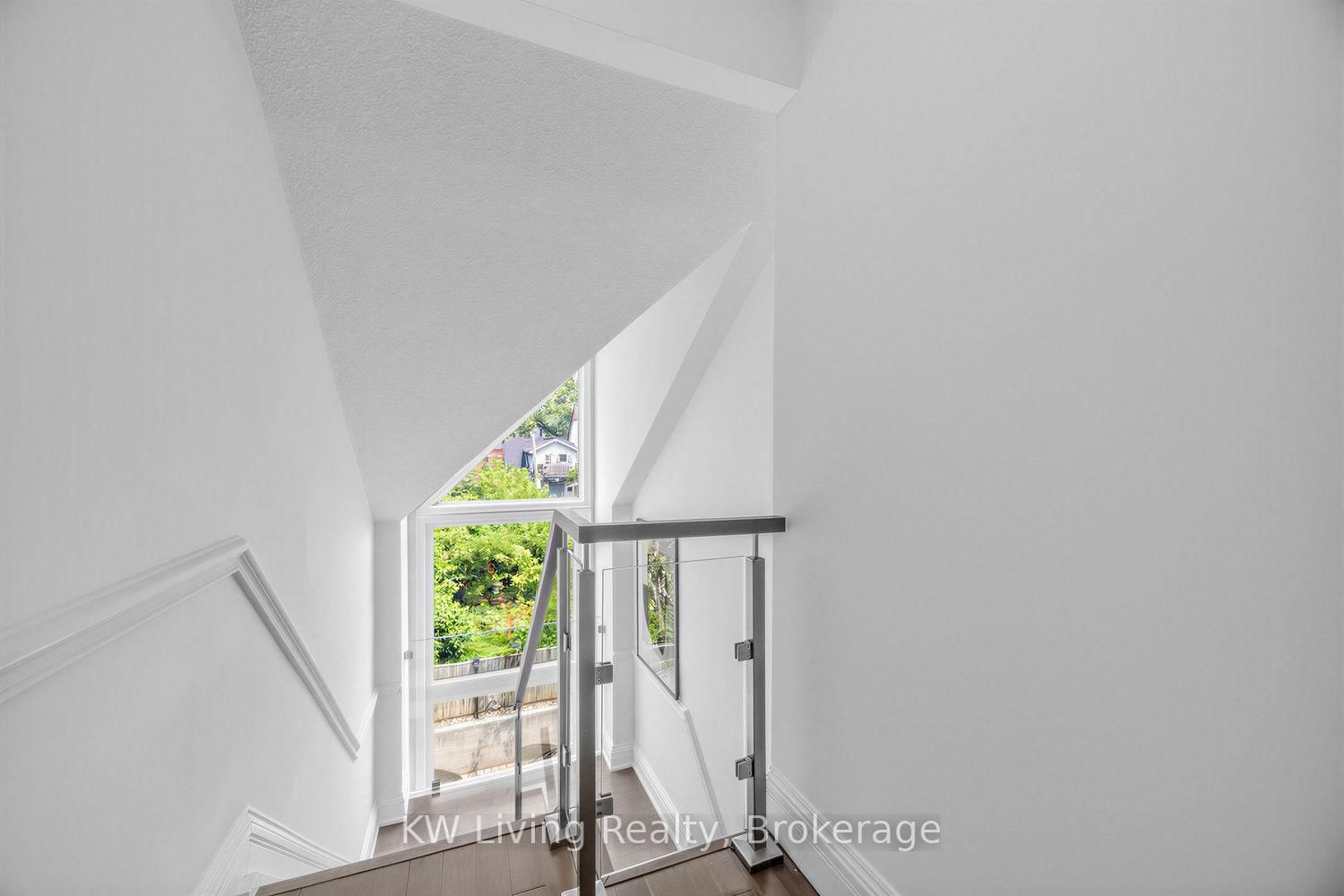 155 Woodbine Avenue • #TH7 • Toronto, ON photo 19