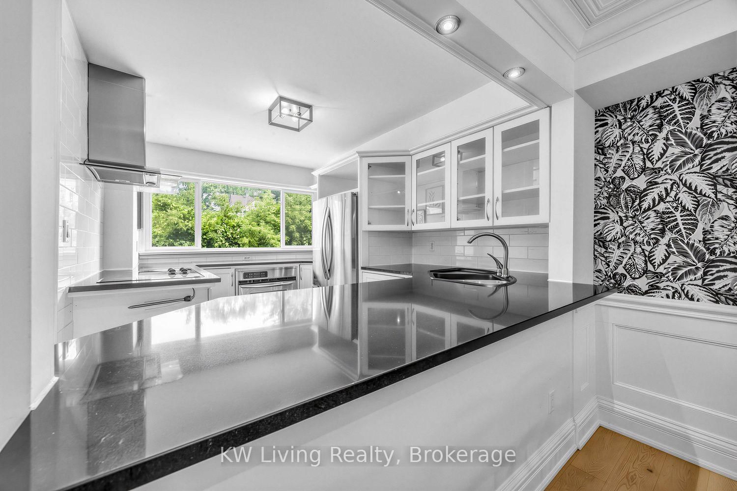 155 Woodbine Avenue • #TH7 • Toronto, ON photo 7