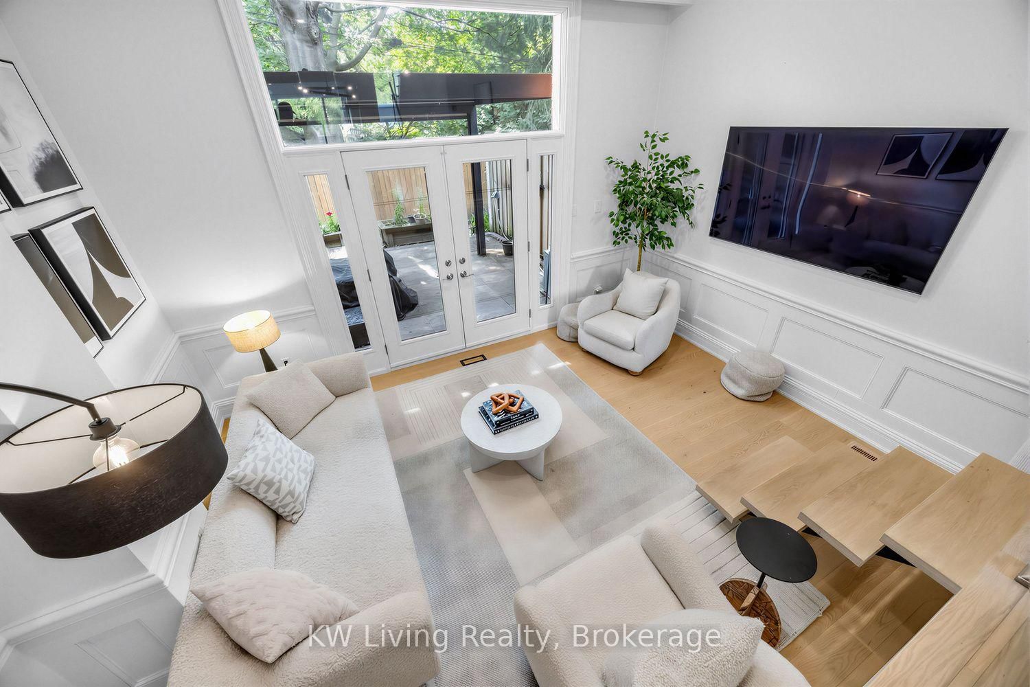 155 Woodbine Avenue • #TH7 • Toronto, ON photo 9