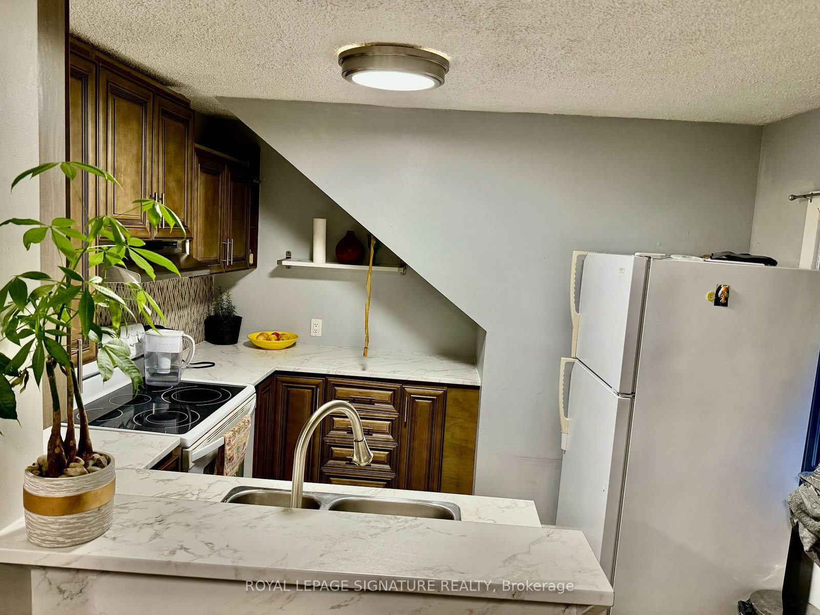 395 Pine Avenue • Oshawa, ON photo 11
