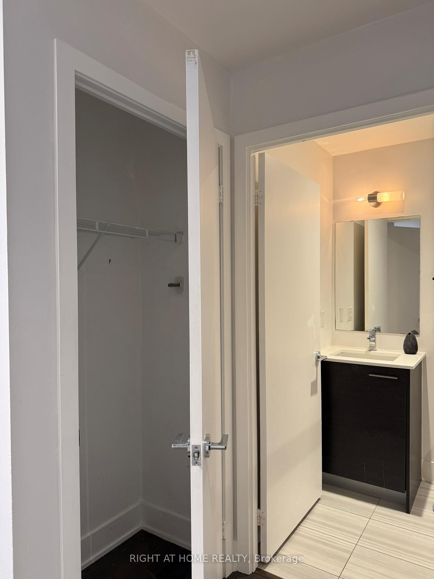 630 Queen Street E • #407 • Toronto, ON photo 10