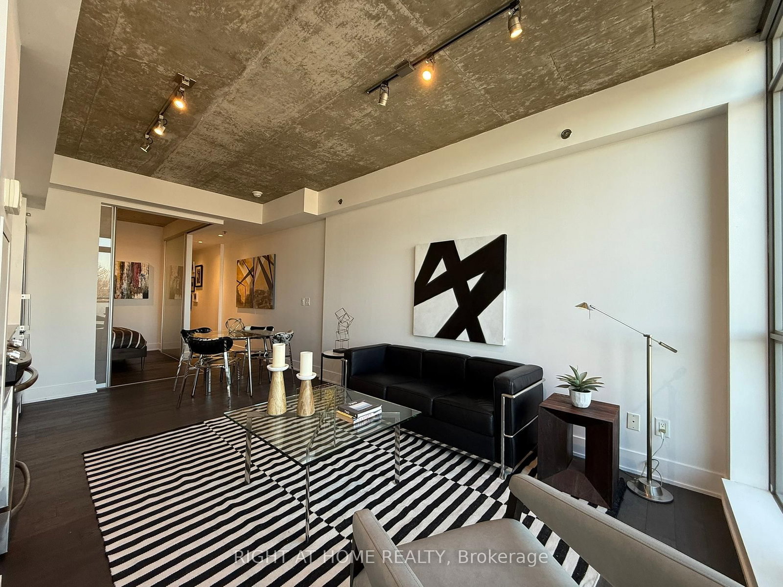 630 Queen Street E • #407 • Toronto, ON photo 25