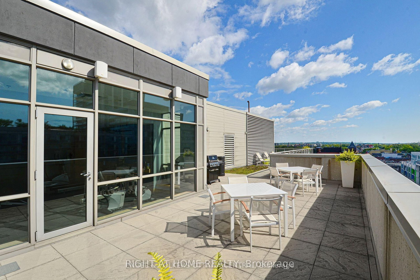 630 Queen Street E • #407 • Toronto, ON photo 29