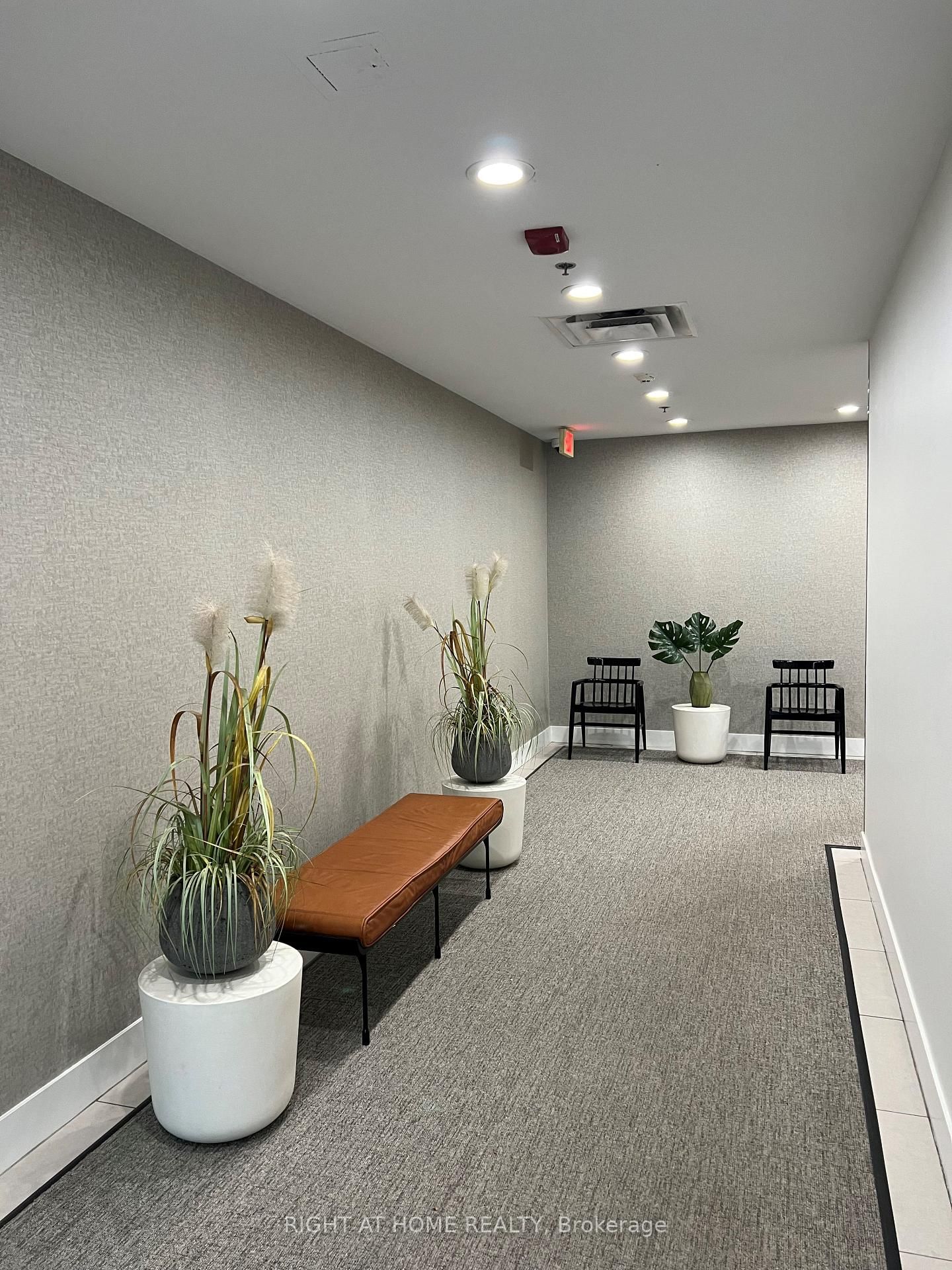 630 Queen Street E • #407 • Toronto, ON photo 5