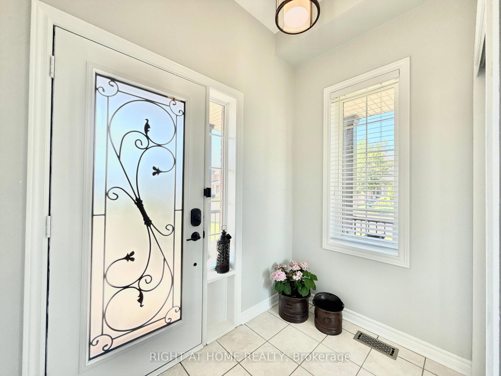1 Campview Street • Whitby, ON photo 6