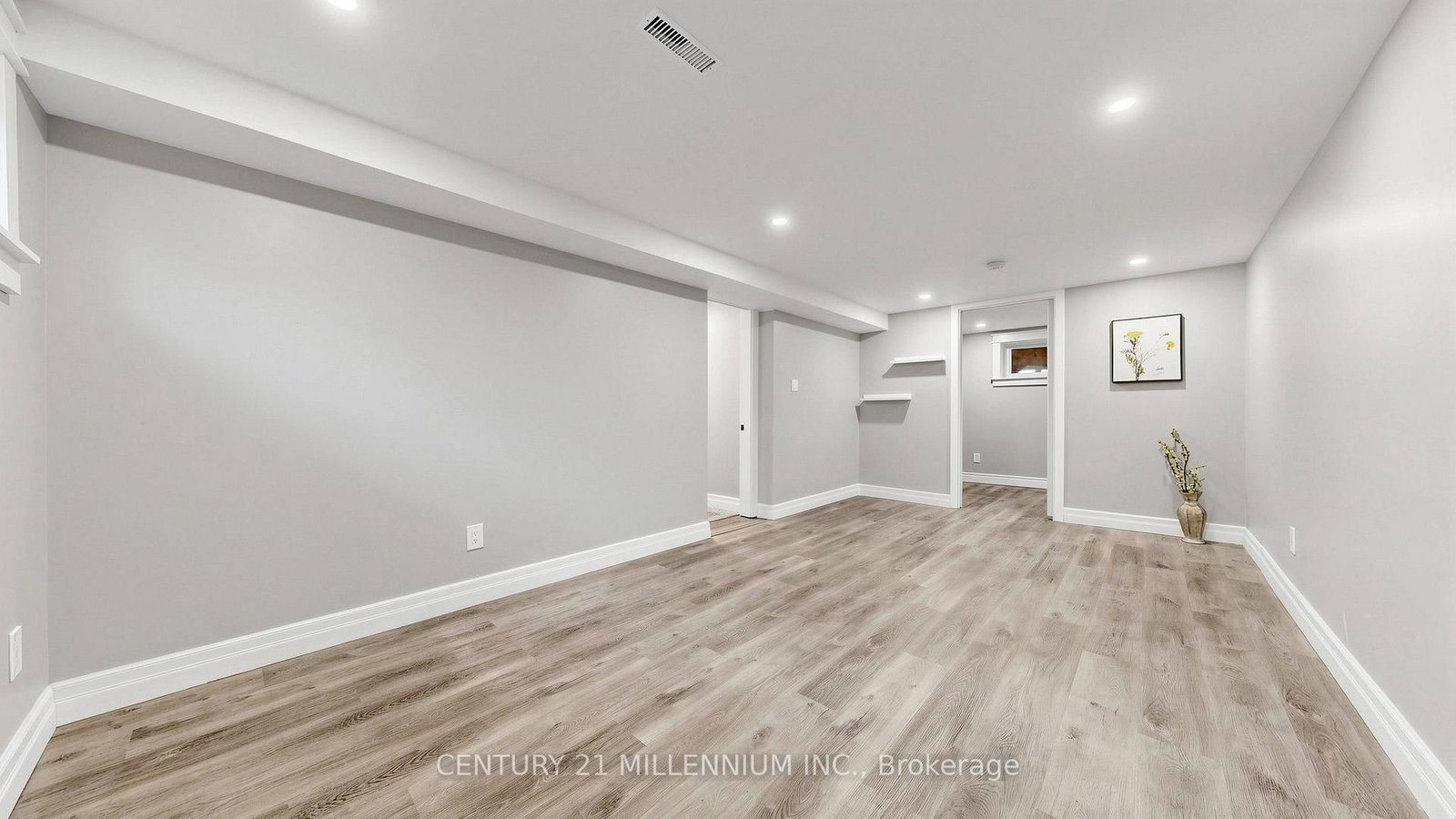 938 Greenwood Crescent • Whitby, ON photo 24