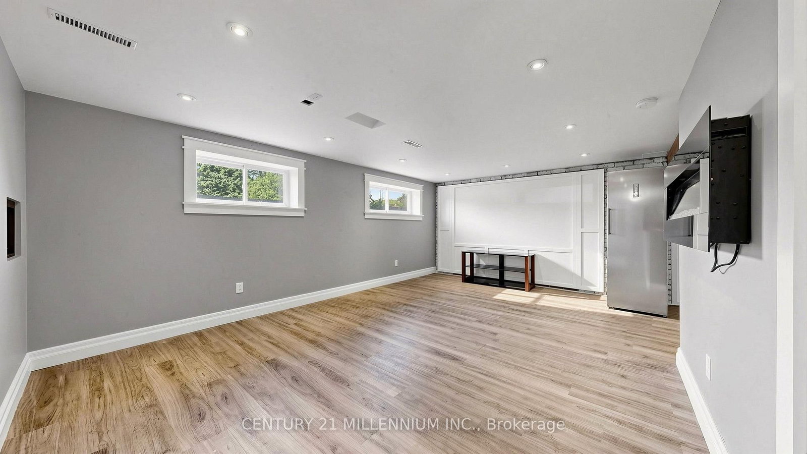 938 Greenwood Crescent • Whitby, ON photo 28