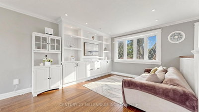 938 Greenwood Crescent • Whitby, ON photo 8