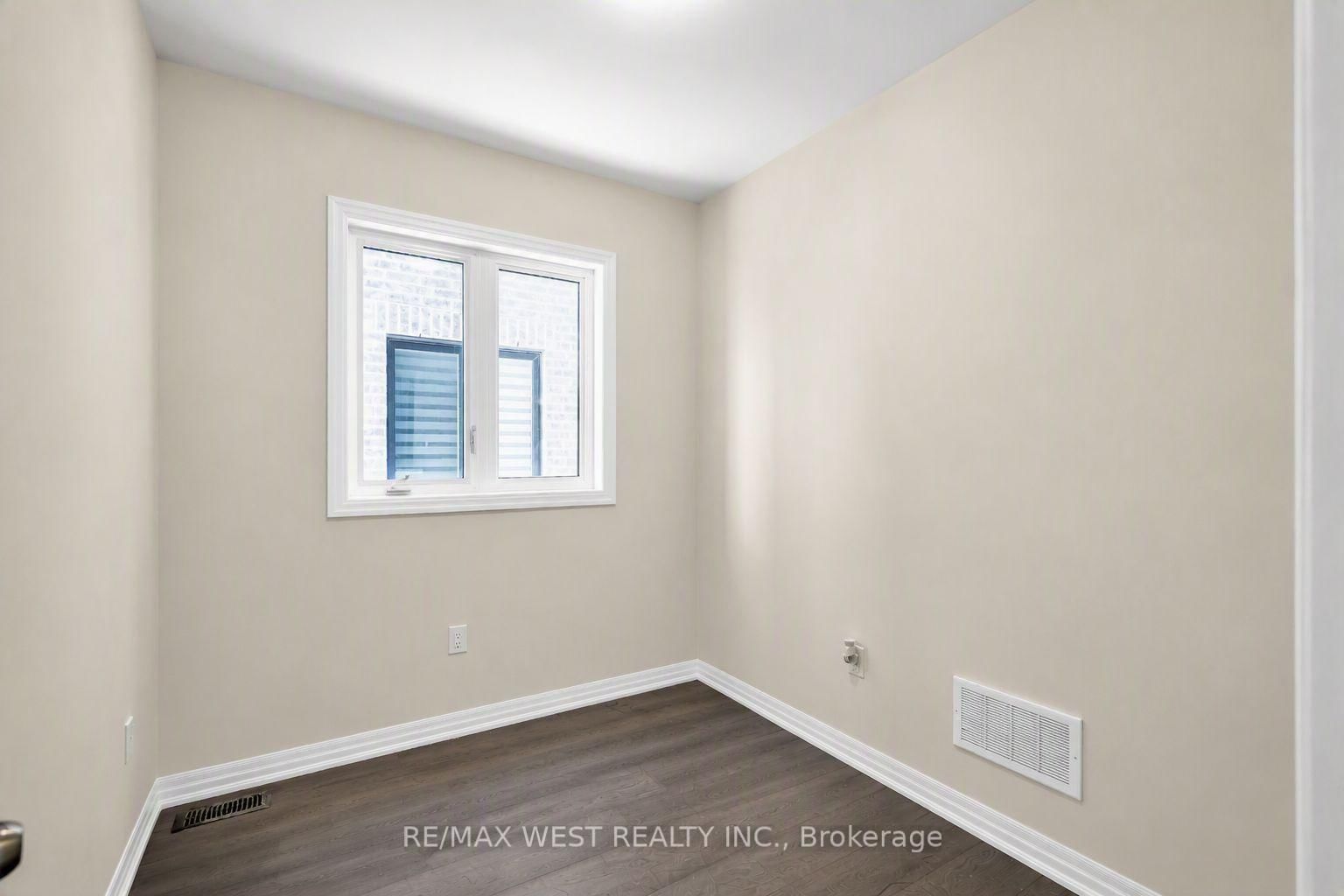 43 Ed Ewert Avenue • Clarington, ON photo 16