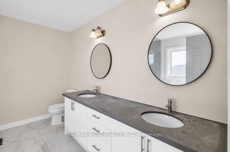 43 Ed Ewert Avenue • Clarington, ON photo 17