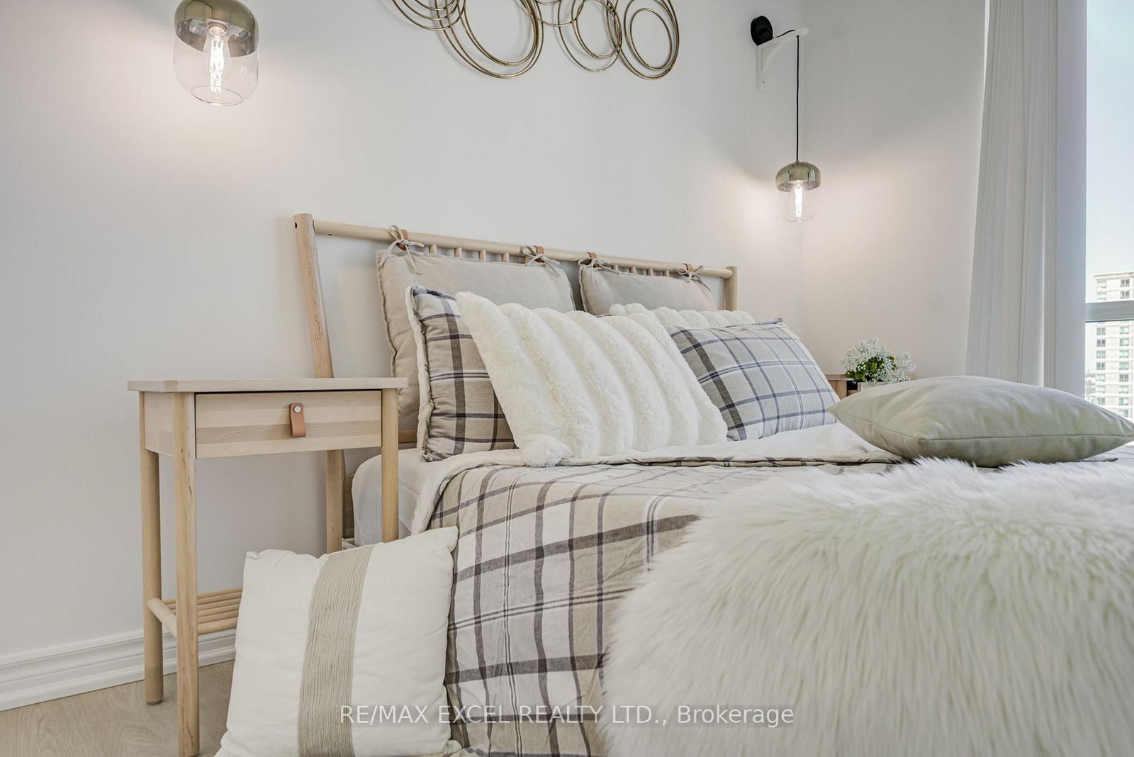 8 Lee Centre Drive • #1706 • Toronto, ON photo 31