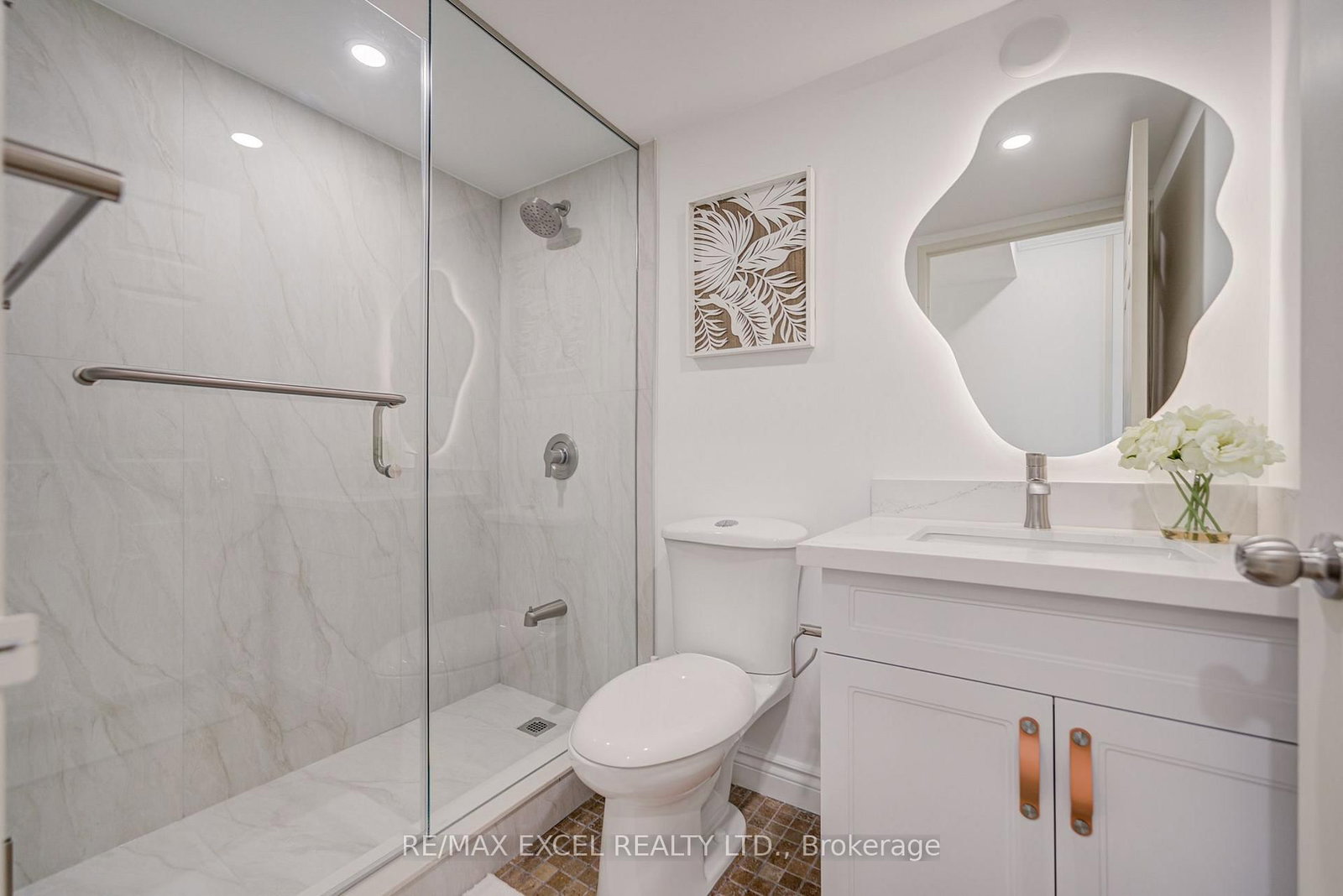 8 Lee Centre Drive • #1706 • Toronto, ON photo 38