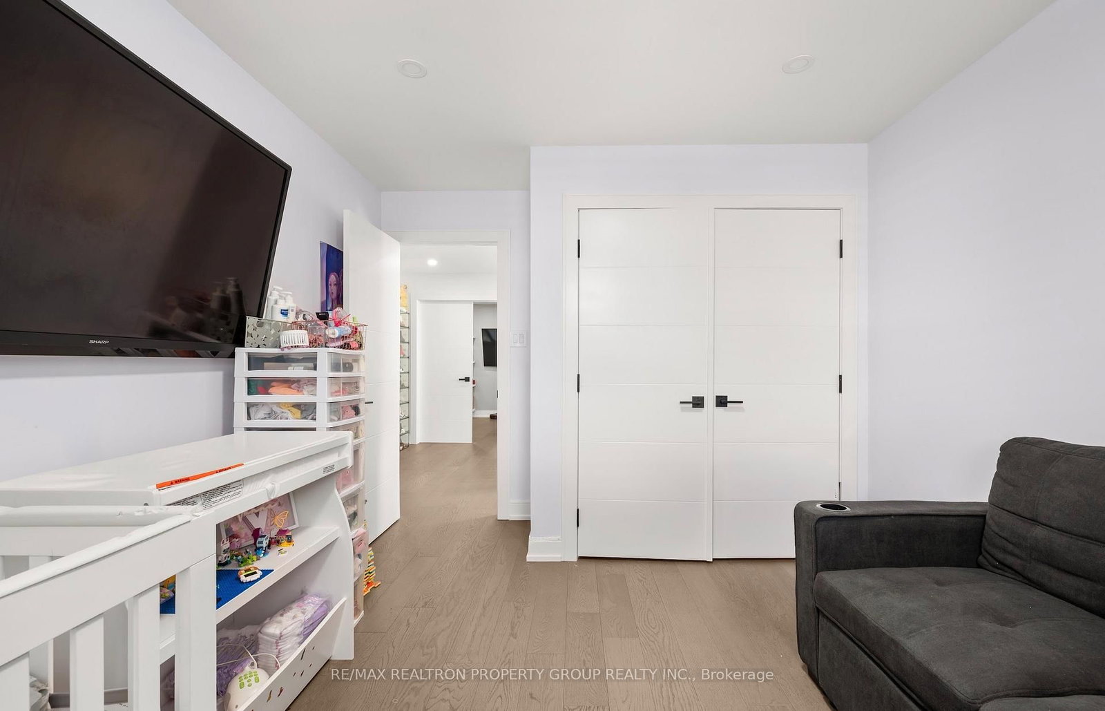 616 Flavelle Court • Pickering, ON photo 16