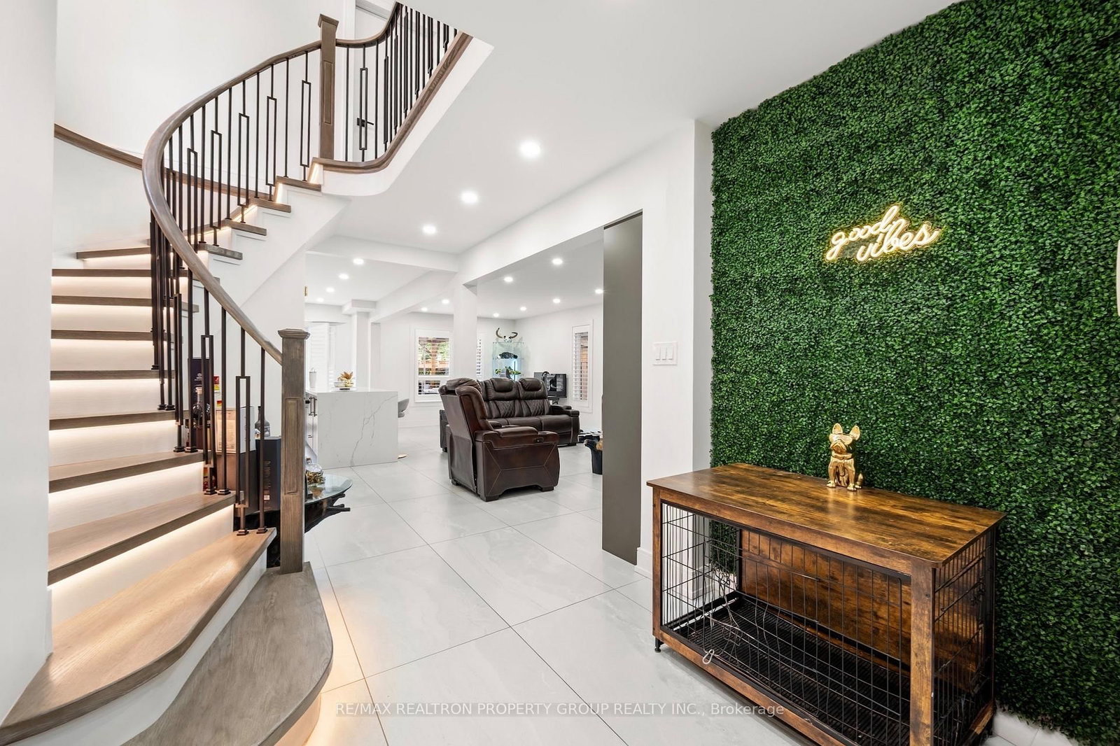 616 Flavelle Court • Pickering, ON photo 20