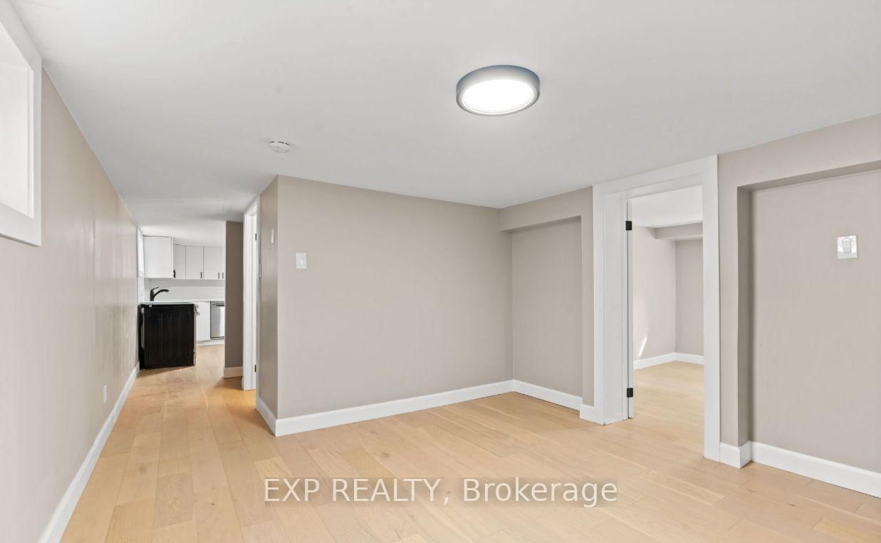 780 Oxford Street • Oshawa, ON photo 18