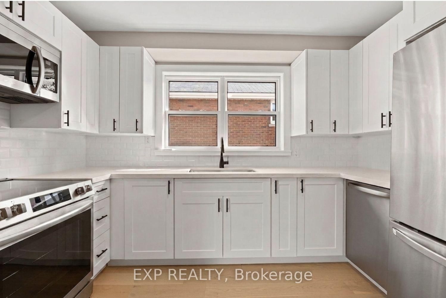 780 Oxford Street • Oshawa, ON photo 4