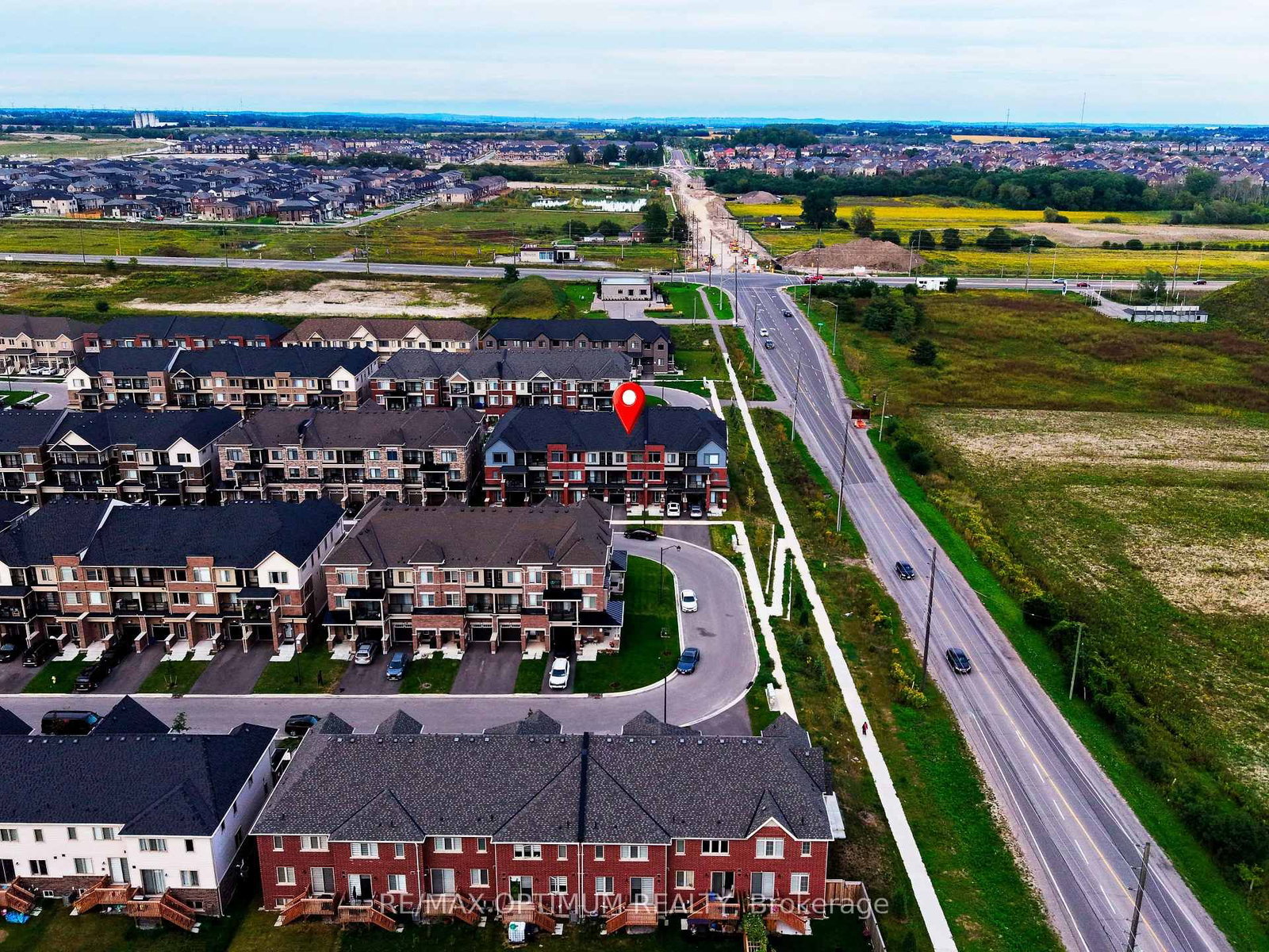 2004 Cameron Lott Crescent • Oshawa, ON photo 1
