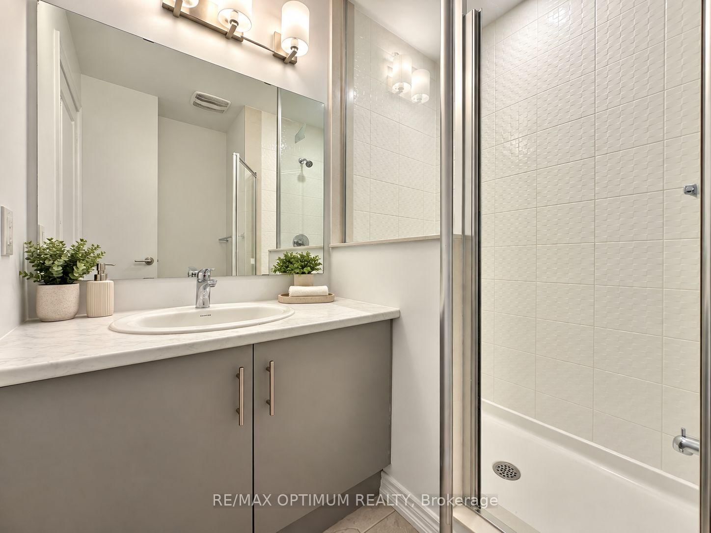 2004 Cameron Lott Crescent • Oshawa, ON photo 24