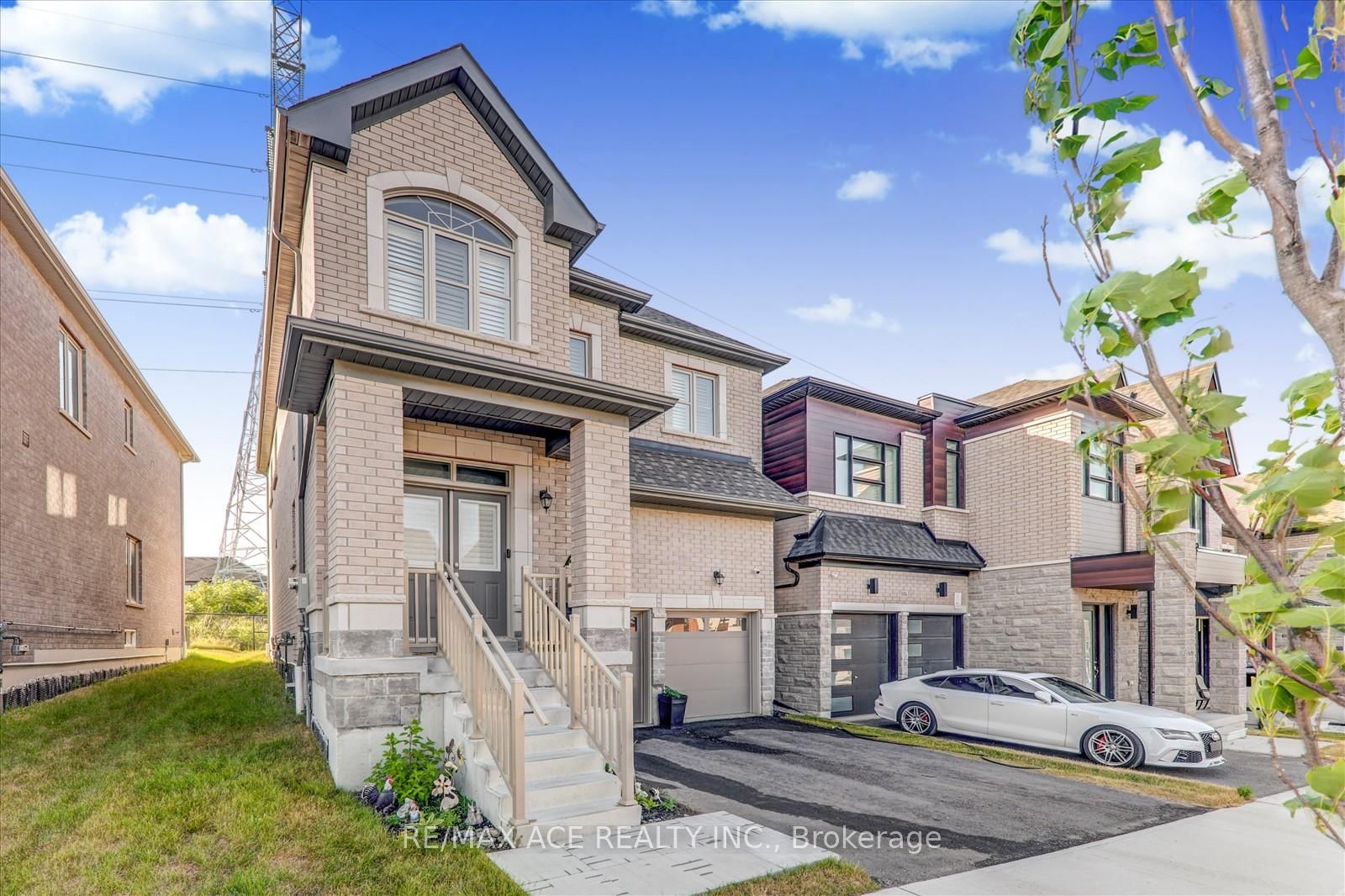 1152 Skyridge Boulevard • Pickering, ON photo 3