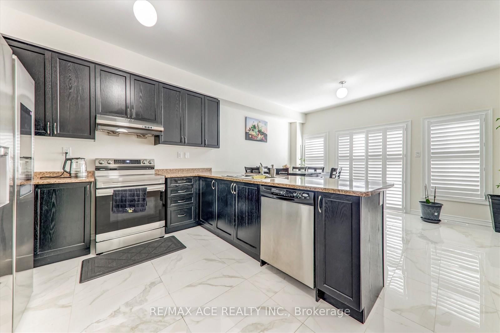1152 Skyridge Boulevard • Pickering, ON photo 6