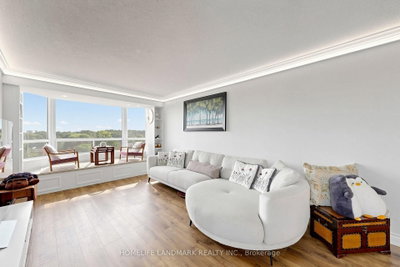 228 Bonis Avenue • #911 • Toronto, ON photo 7