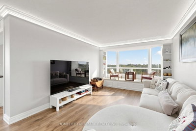 228 Bonis Avenue • #911 • Toronto, ON photo 8