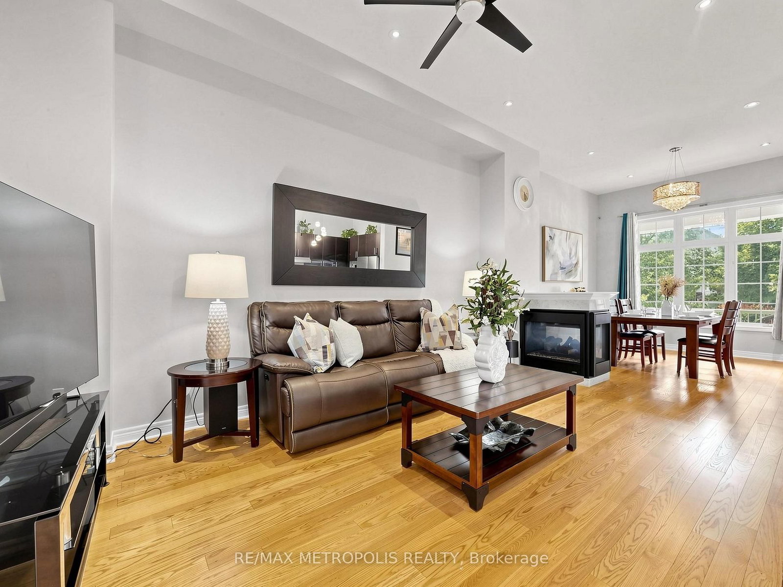 84 Braebrook Drive • Whitby, ON photo 10