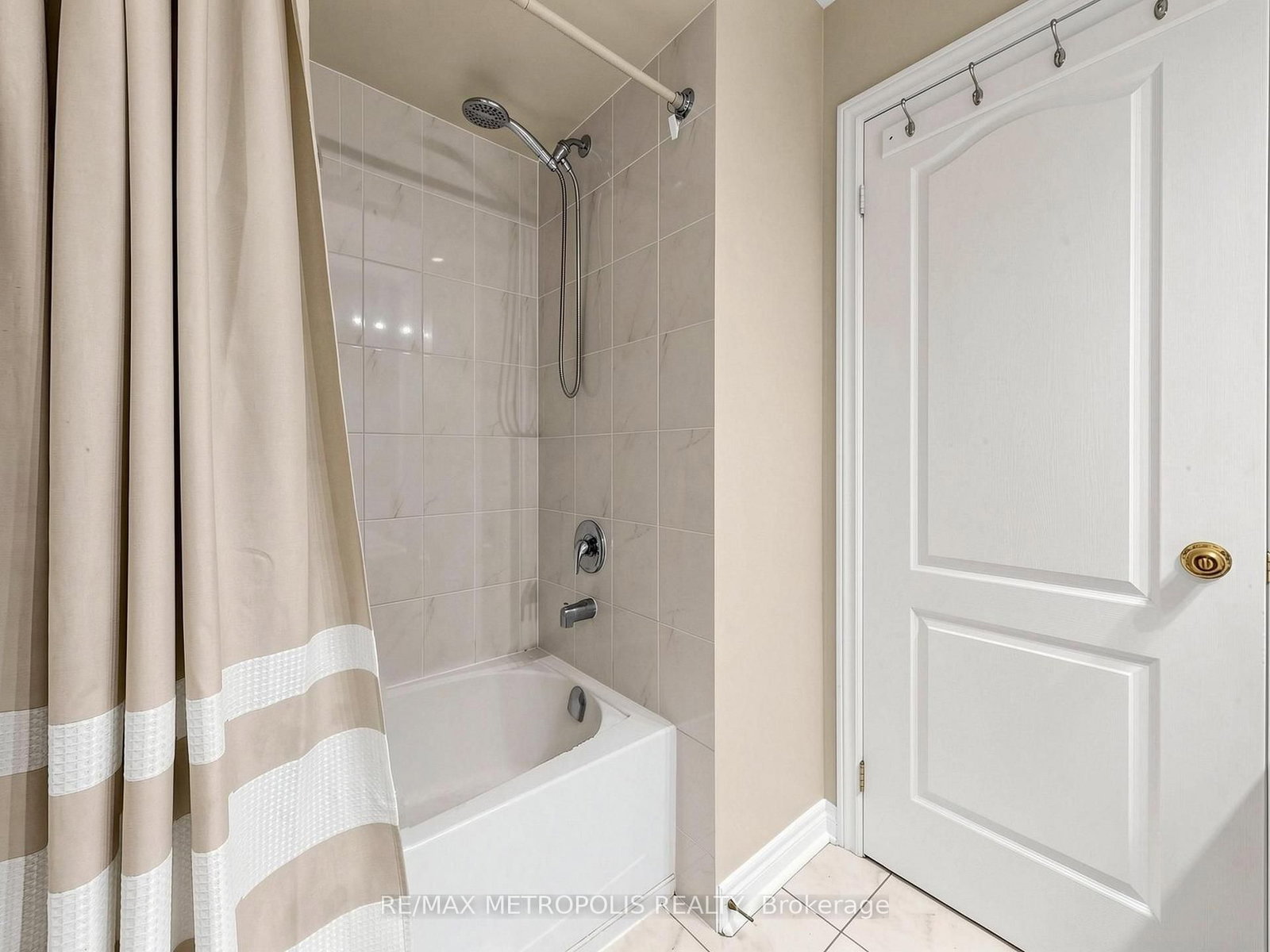 84 Braebrook Drive • Whitby, ON photo 24