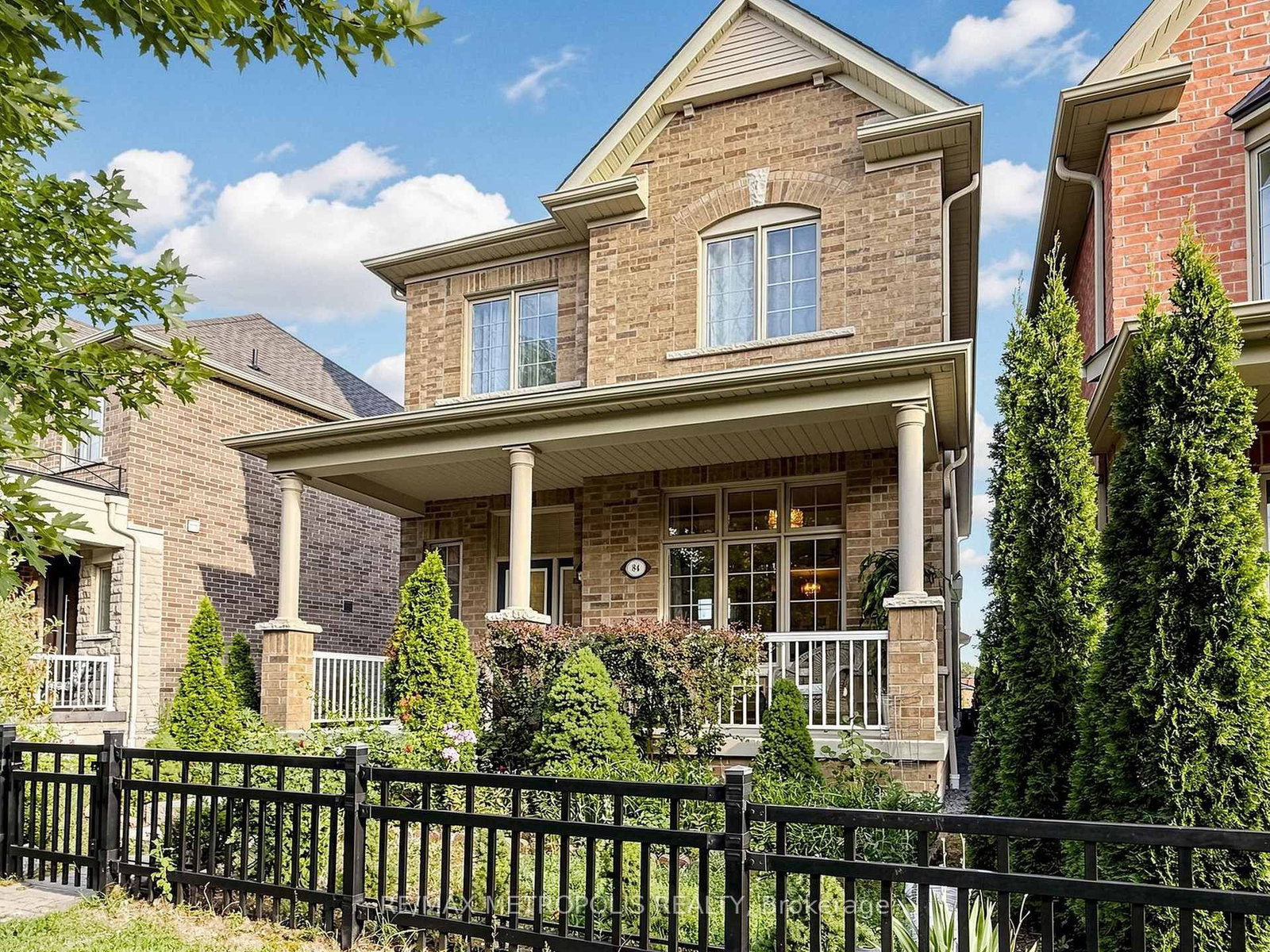 84 Braebrook Drive • Whitby, ON photo 4