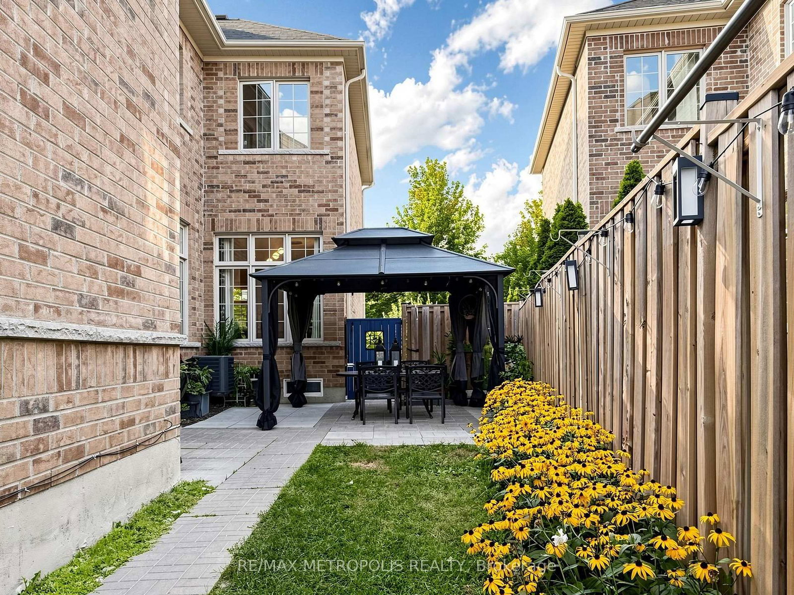 84 Braebrook Drive • Whitby, ON photo 45