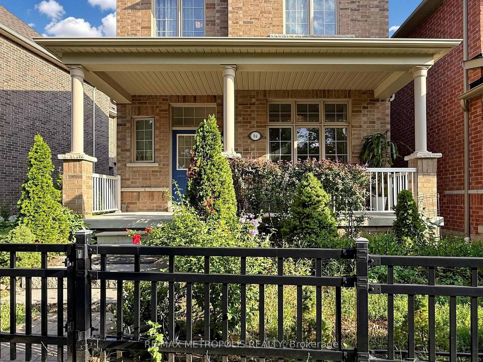 84 Braebrook Drive • Whitby, ON photo 5