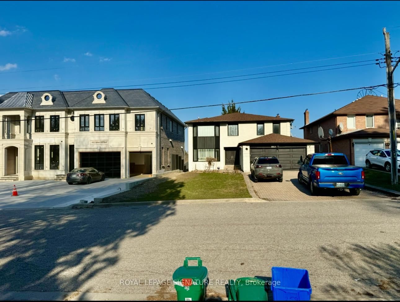 1813 Spruce Hill Road • Pickering, ON photo 2
